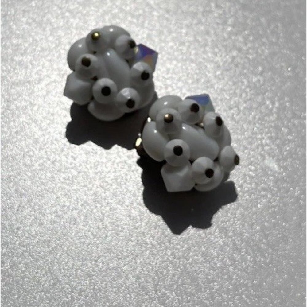 Vintage White Iridescent Cluster Beaded White Clip On Earrings Pieces 70s/80s